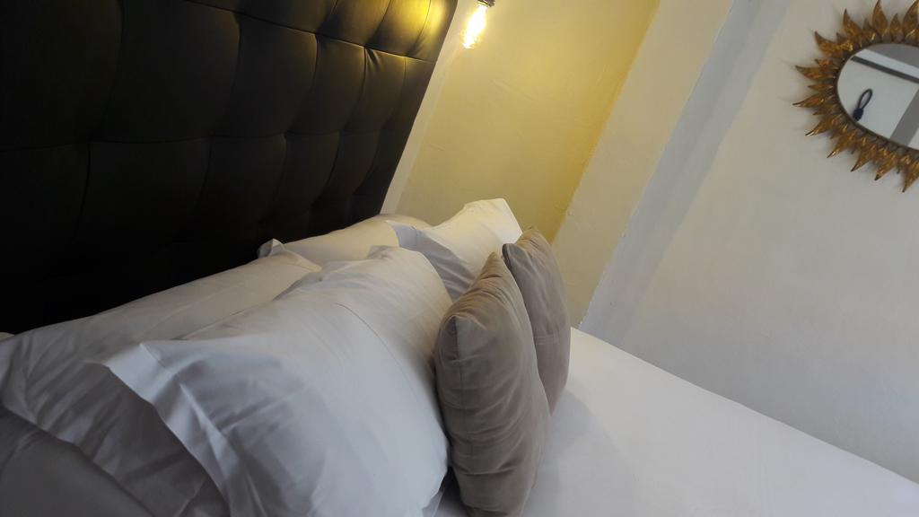 De La Hotel