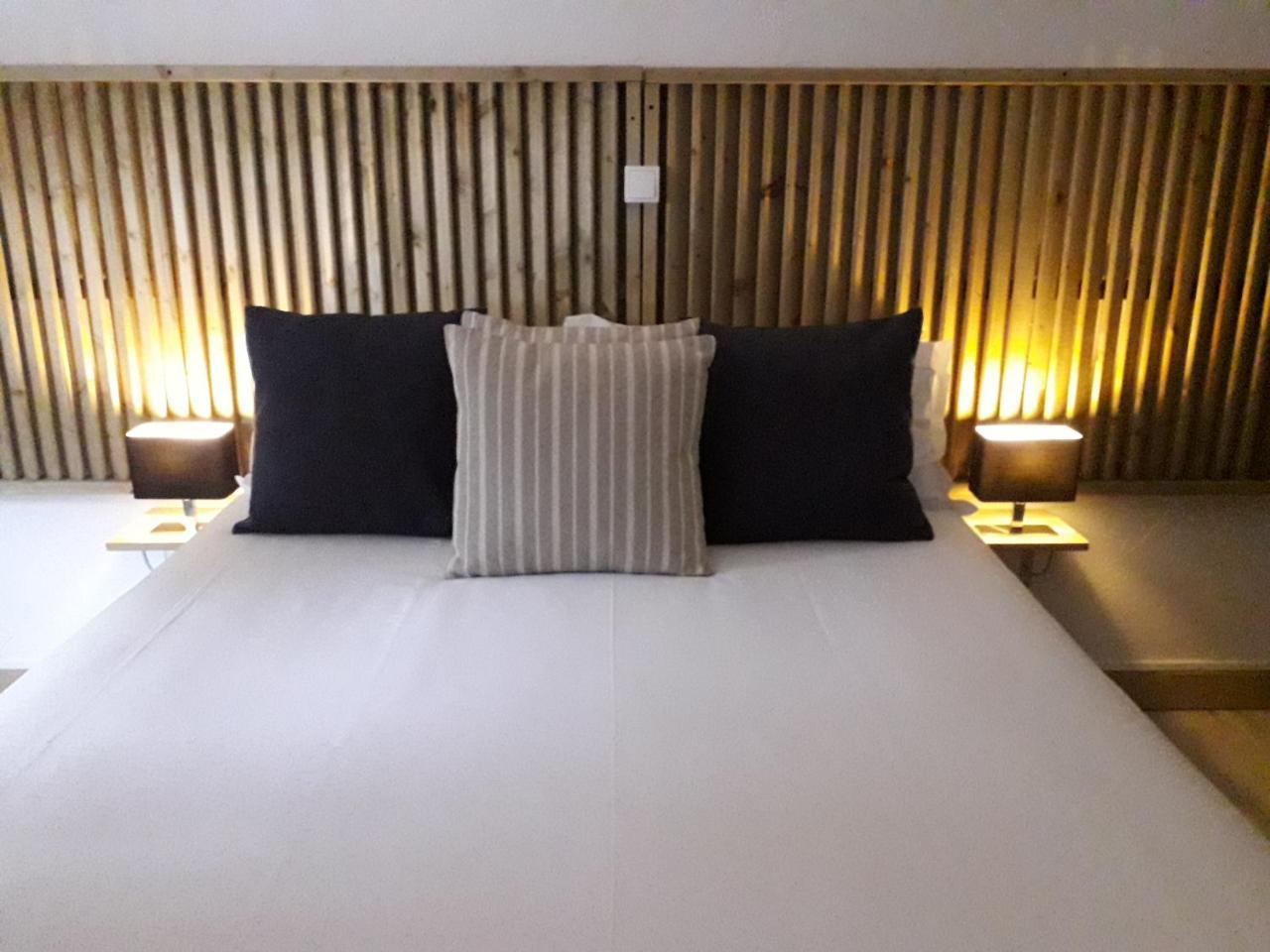 De La Hotel